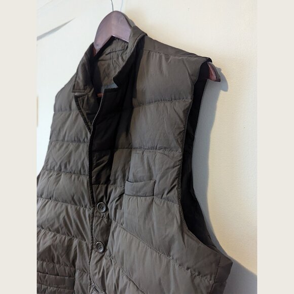 HERNO - Army green lightweight padded vest - Sz 54 - Picture 2 of 8